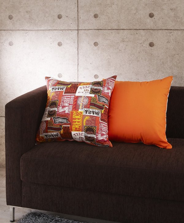 Les coussins déco : Un mélange de confort et d’esthétique.