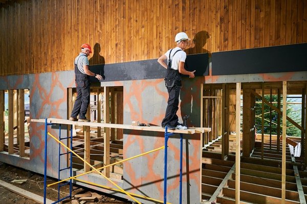 Que faut-il savoir avant de procéder au revêtement de façade en bois ?